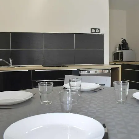 Studio Cap D'Agde, 1 Piece, 4 Personnes - Fr-1-249-331